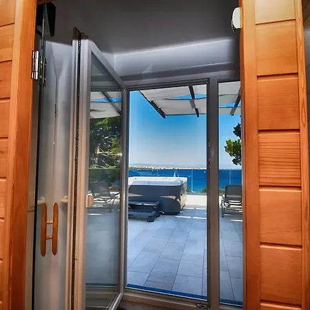 Penthouse With Jacuzzi, Sauna,pool,gym-villa Punta