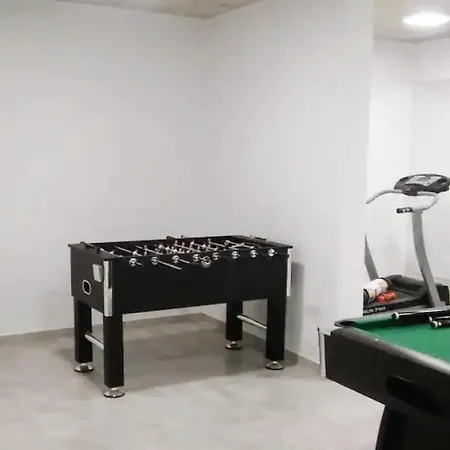 Apartment Penthouse With Jacuzzi, Sauna,pool,gym-villa Punta *